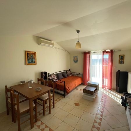 Apartamento La Soffitta Di Bampina Perivólion Exterior foto