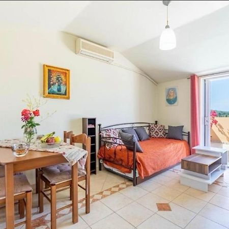 Apartamento La Soffitta Di Bampina Perivólion Exterior foto