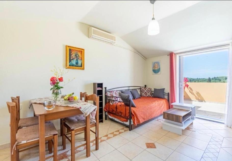 Apartamento La Soffitta Di Bampina Perivólion Exterior foto